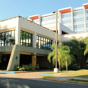 Hotel Howard Johnson By Wyndham Centro Cardiovascular San Juan